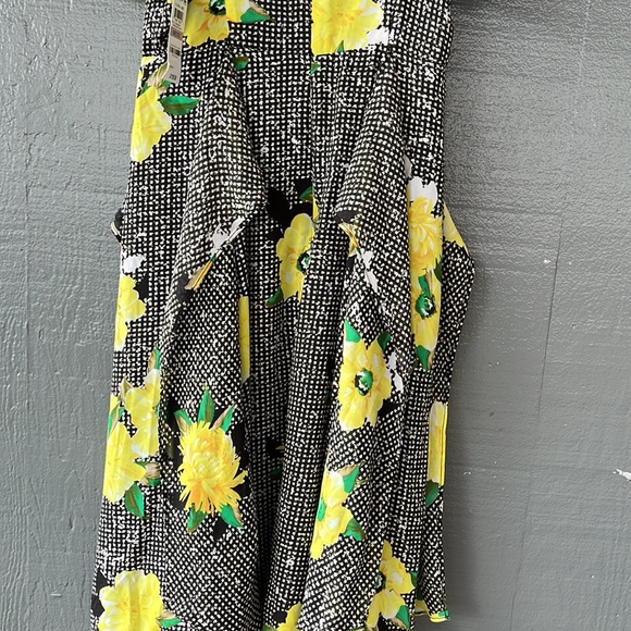 I.N.C size 0P floral mix new dress - Picture 8 of 8